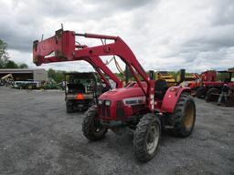 MAHINDRA 7060 TURBO TRACTOR W LOADER