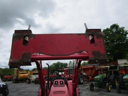 MAHINDRA 7060 TURBO TRACTOR W LOADER
