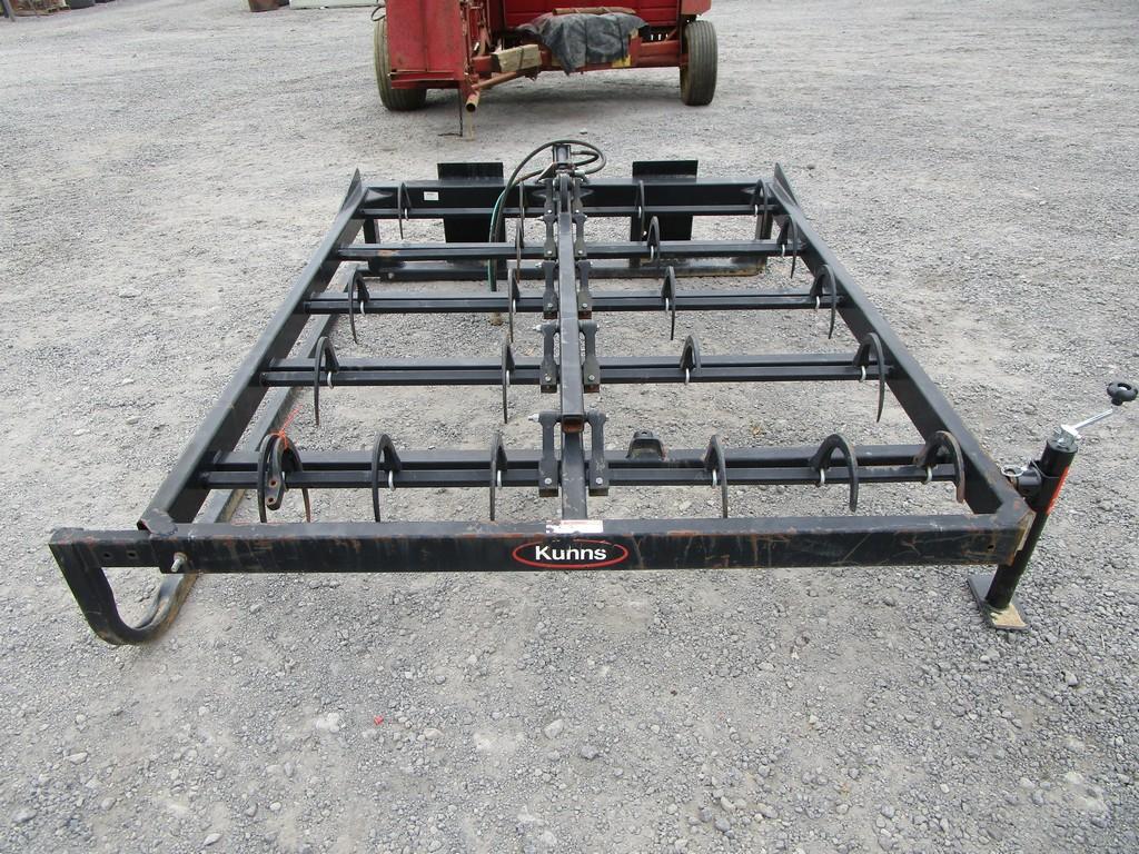 KUHNS 510 F BALE GRAPPLE