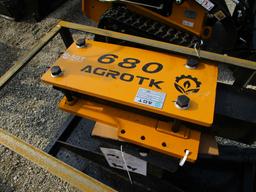 AGT PD-680 SKIDSTEER POST DRIVER