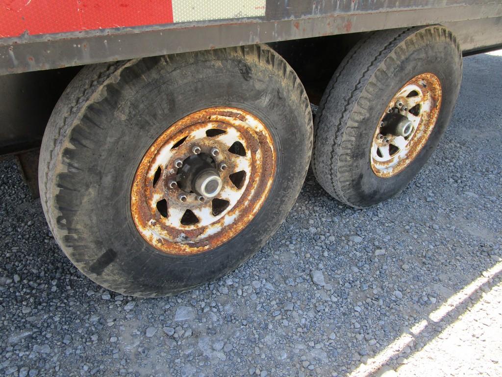 1992 MERRITT GOOSENECK TRAILER