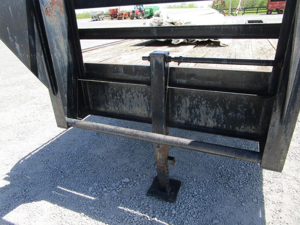 1992 MERRITT GOOSENECK TRAILER