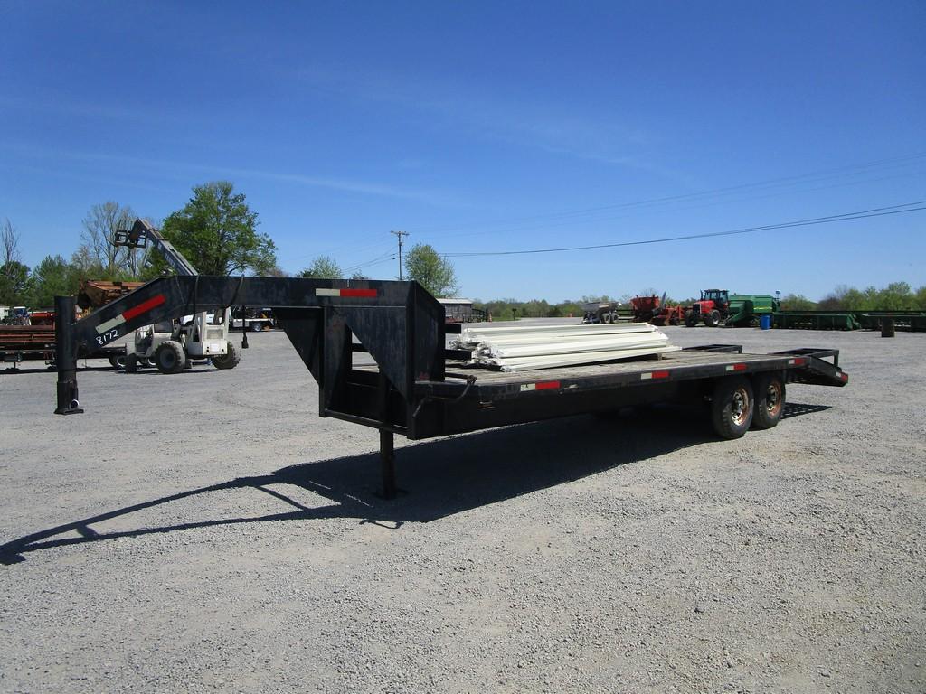 1992 MERRITT GOOSENECK TRAILER