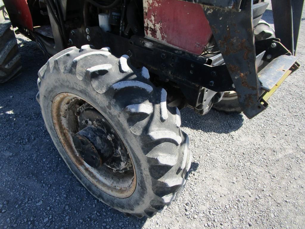 CASE IH 995 TRACTOR