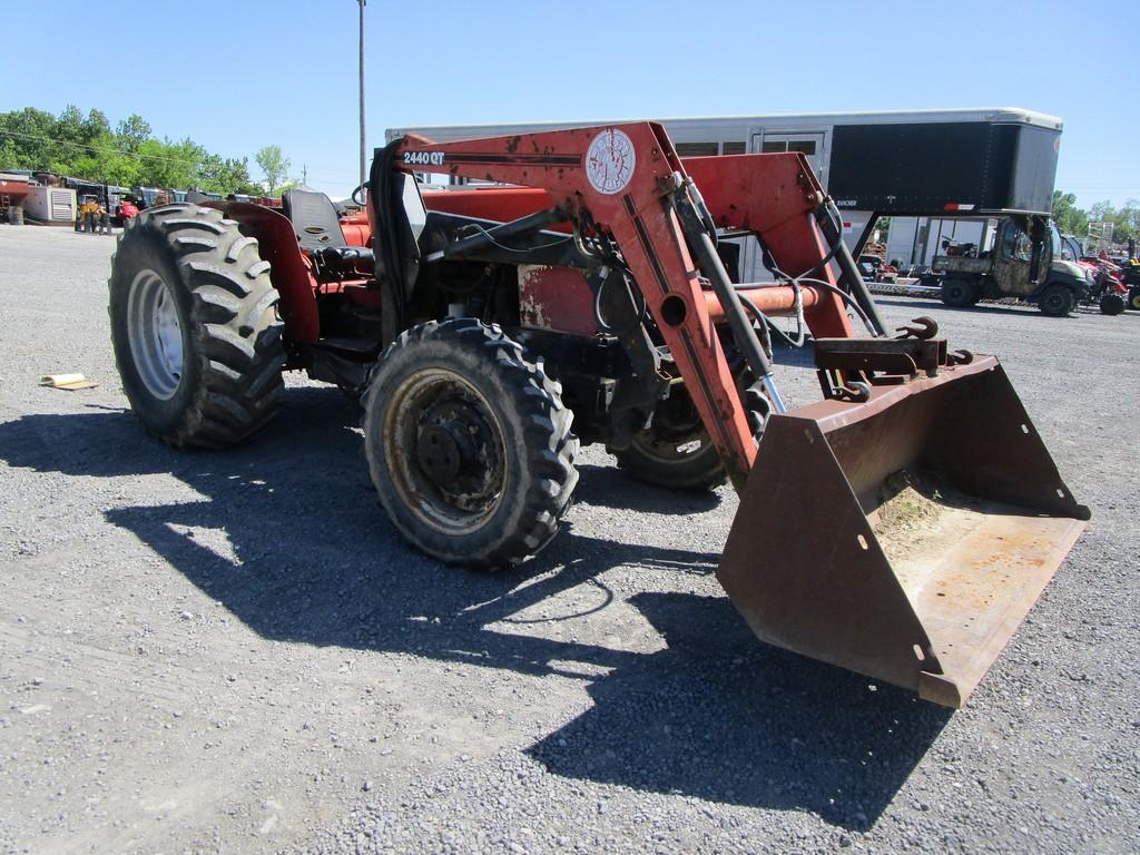 CASE IH 995 TRACTOR