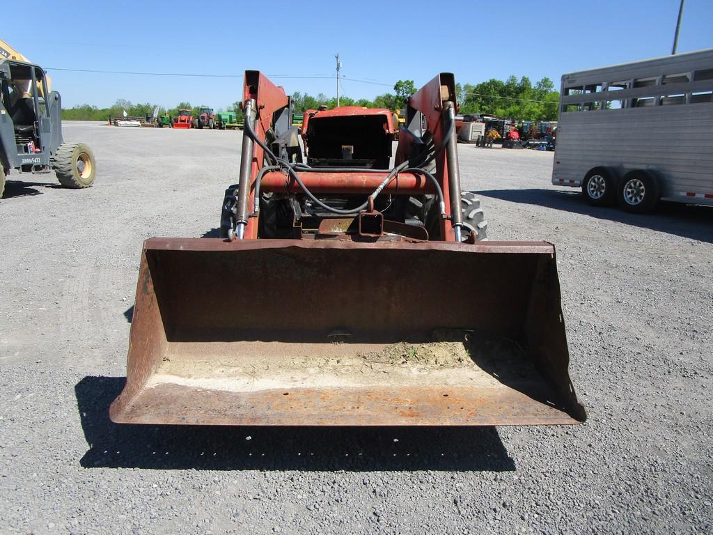 CASE IH 995 TRACTOR