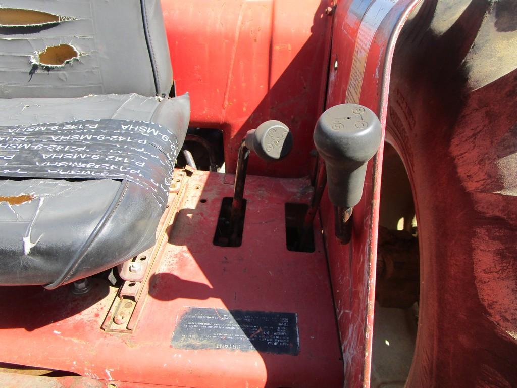 CASE IH 995 TRACTOR