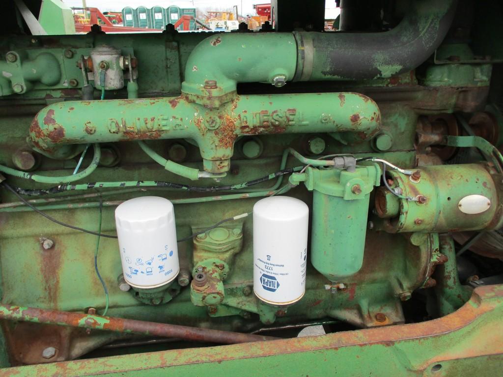 OLIVER 1800 STANDARD TRACTOR