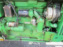 JOHN DEERE 2640 TRACTOR