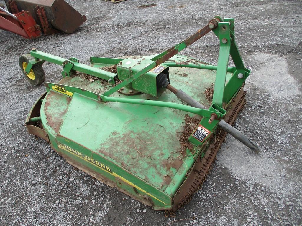 JOHN DEERE MX5 BUSHHOG