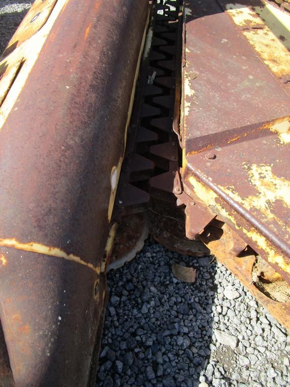 NEW HOLLAND 822 CORN HEAD