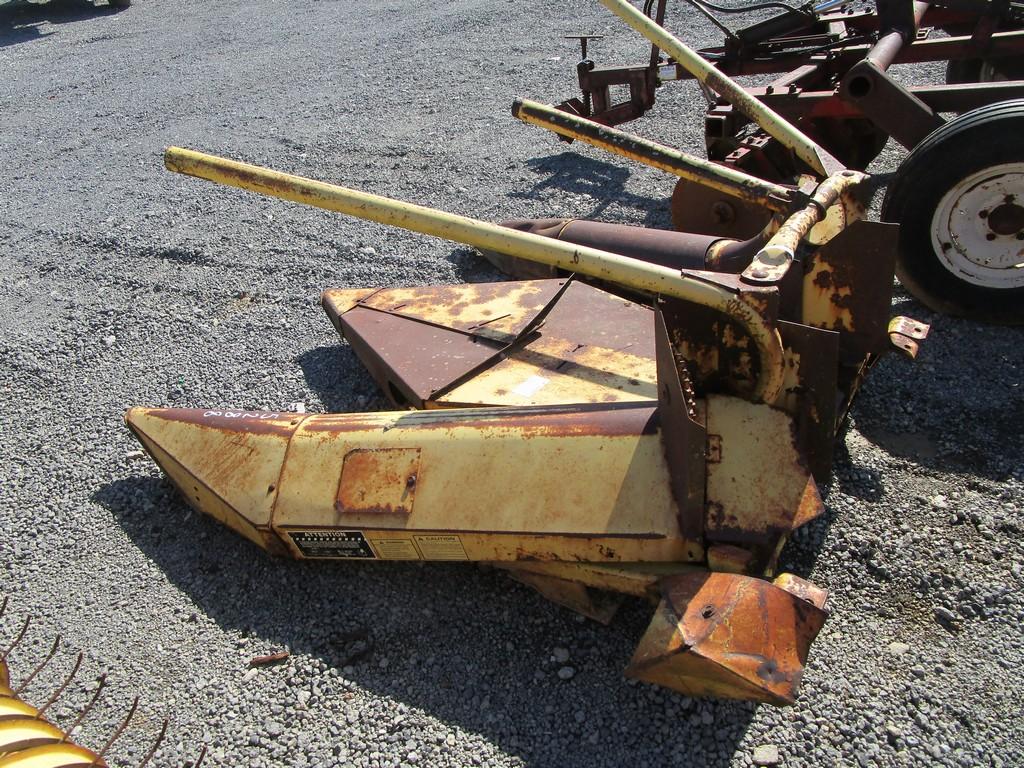 NEW HOLLAND 822 CORN HEAD