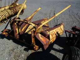 NEW HOLLAND 822 CORN HEAD