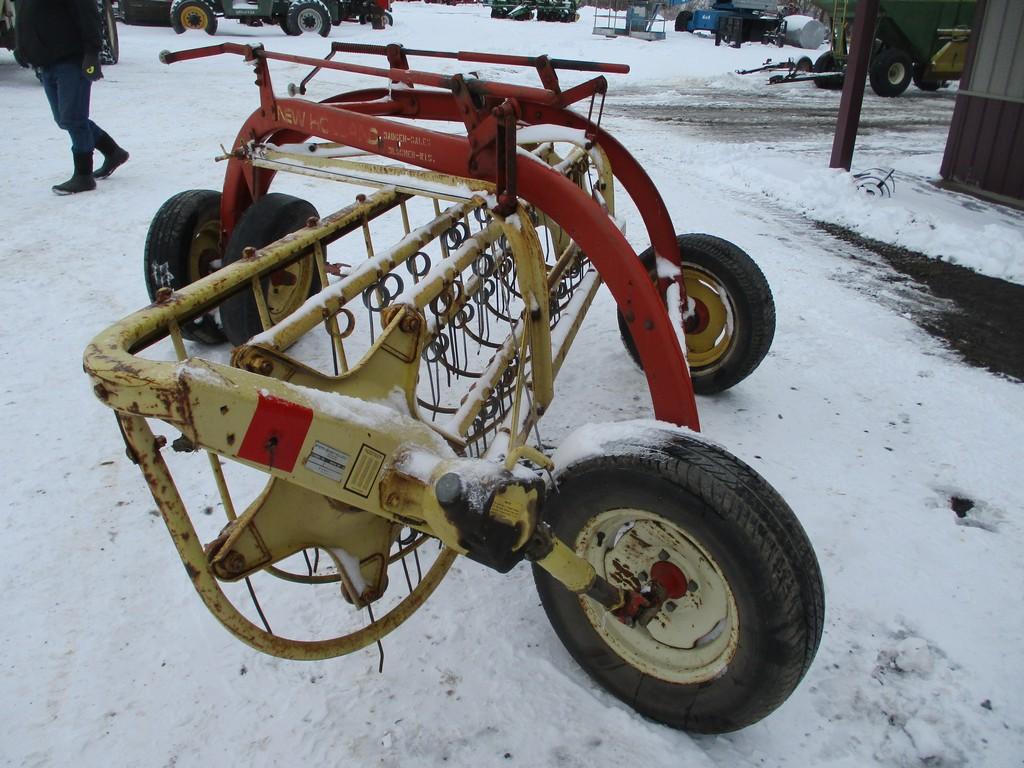 NEW HOLLAND 256 DOLLY RAKE