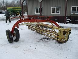 NEW HOLLAND 256 DOLLY RAKE
