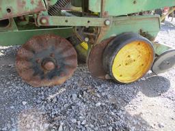JOHN DEERE 7000 6-ROW PLANTER