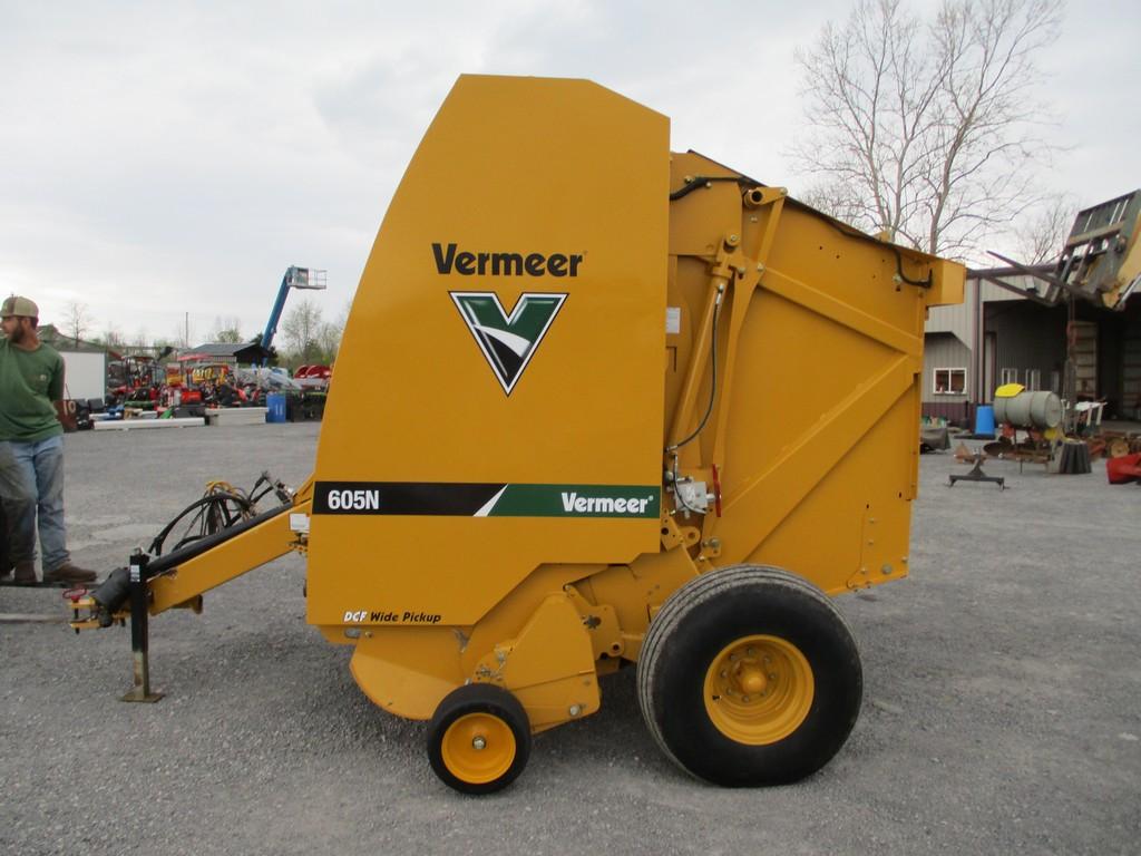 VERMEER 605N RD BALER