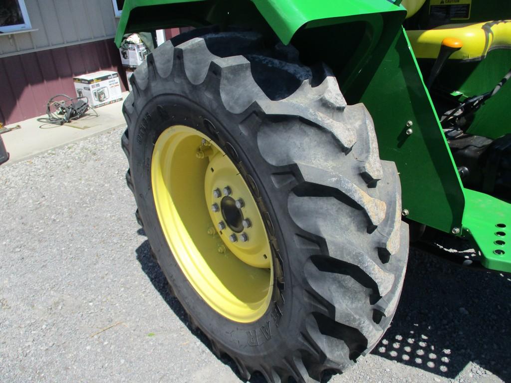 JOHN DEERE 5203 TRACTOR