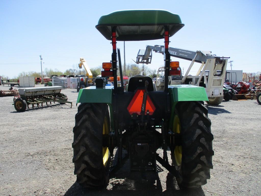 JOHN DEERE 5203 TRACTOR