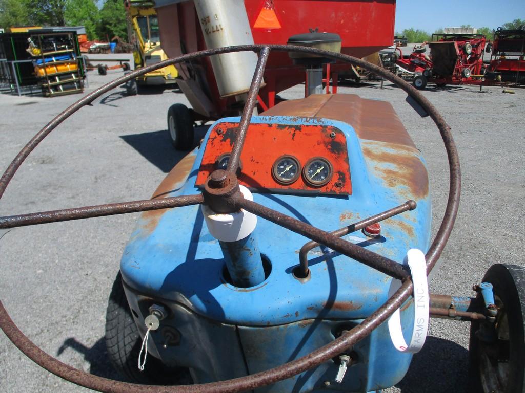 FORD 7000 TRACTOR