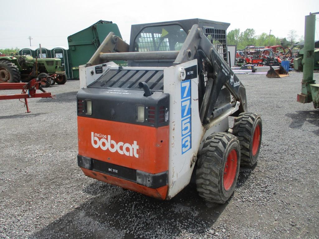 BOBCAT 7753 SKIDSTEER