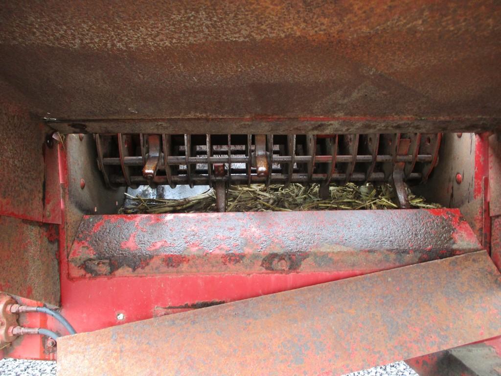 CASE IH 8610 BALE PROCESSOR