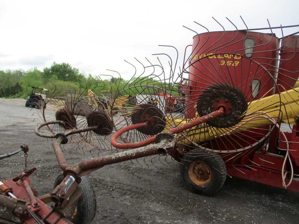 M&W 8 WHEEL RAKE