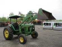 JOHN DEERE 6400 W/JD620 LOADER