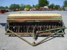 JOHN DEERE 8200 GRAIN DRILL