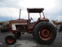 IH 1086 TRACTOR