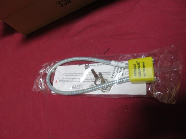 13 gun locks