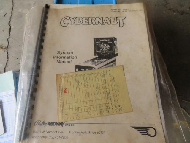 Bally Cybernaut pinball machine