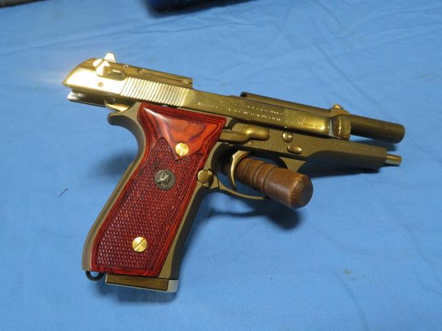 Beretta 92FS 9mm - BC004