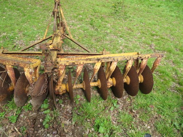 8' Pull-Type Disc Harrow