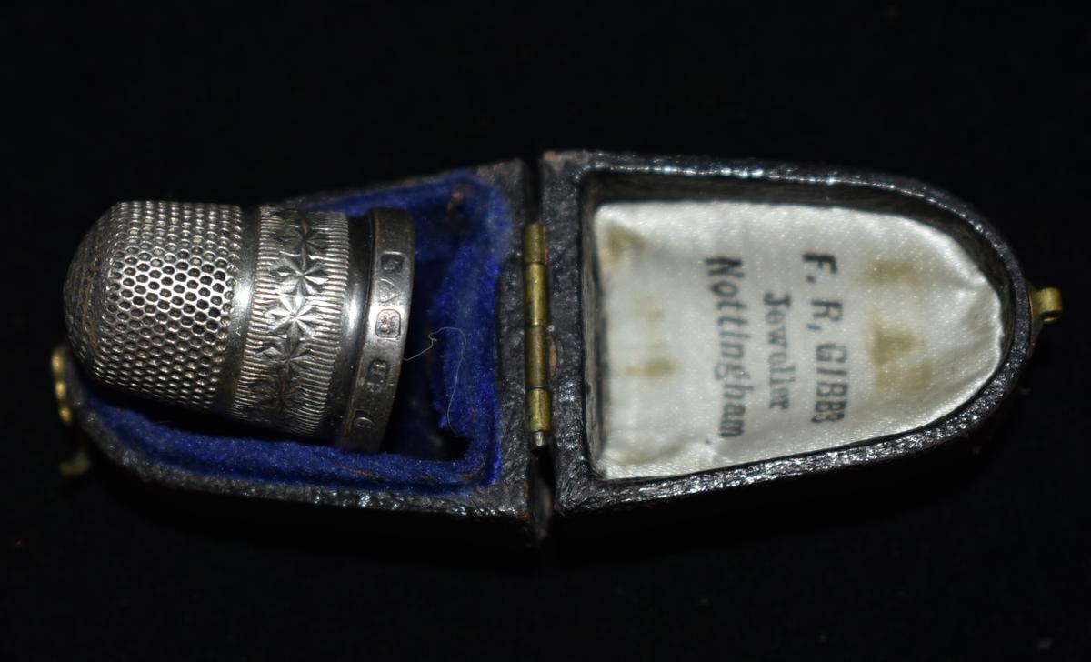VICTORIAN STERLING THIMBLE!