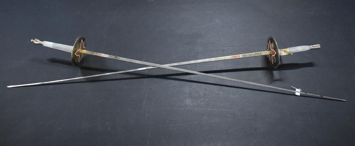 FENCING SWORDS!!