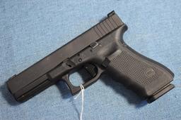 FIREARM/GUN GLOCK 17!! H 280