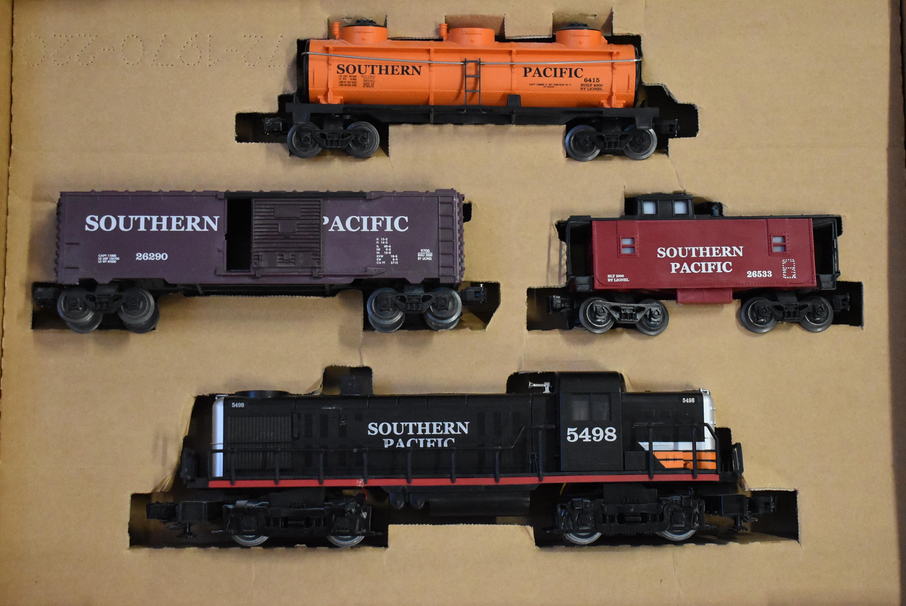 LIONEL SOUTHERN PACIFIC FREIGHT CAR SET!!