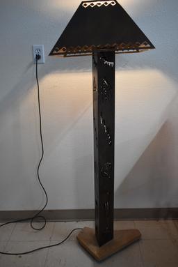 METAL ART FLOOR LAMP!!