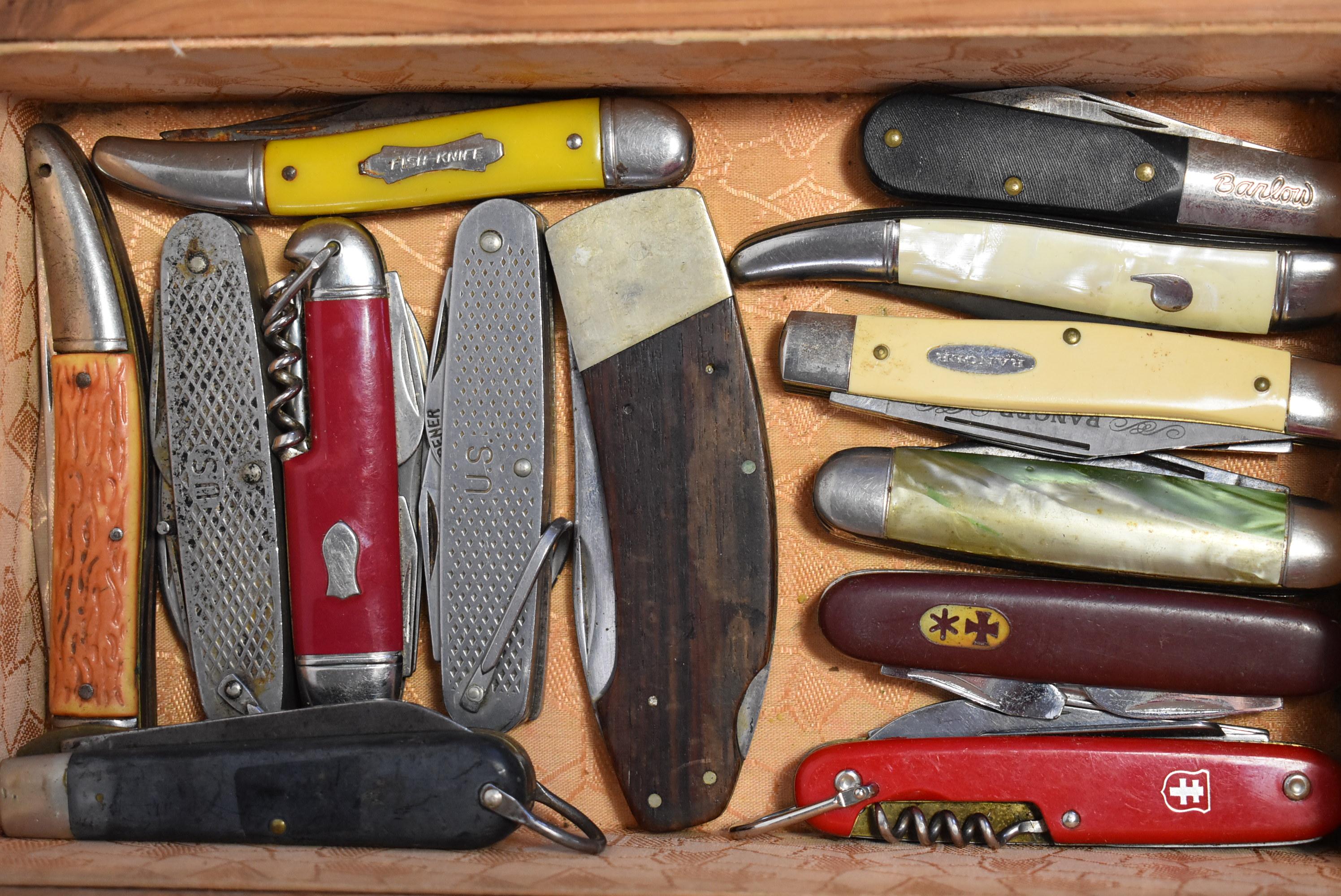 VINTAGE KNIFE COLLECTION!!