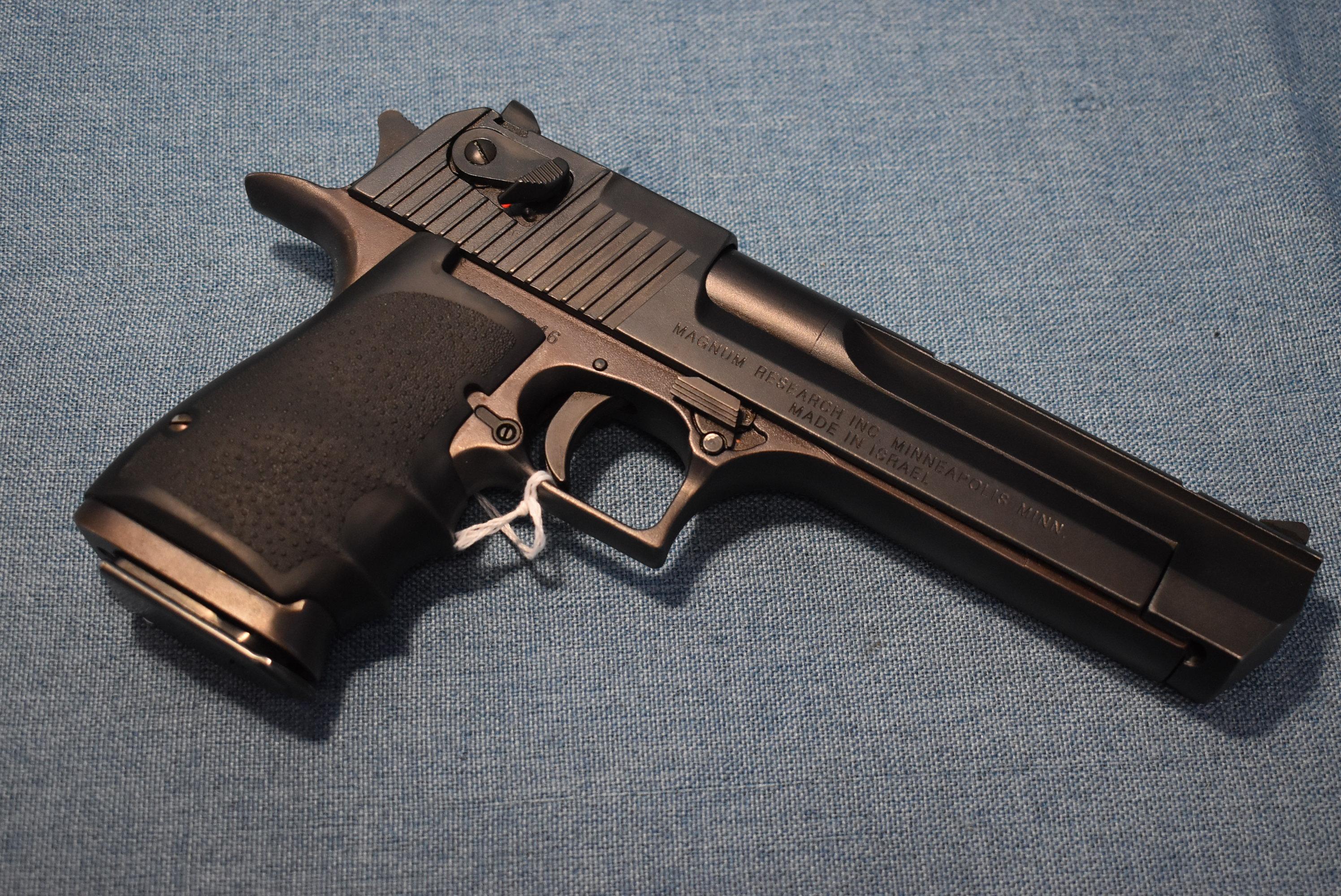 FIREARM/GUN DESERT EAGLE!!! H 546