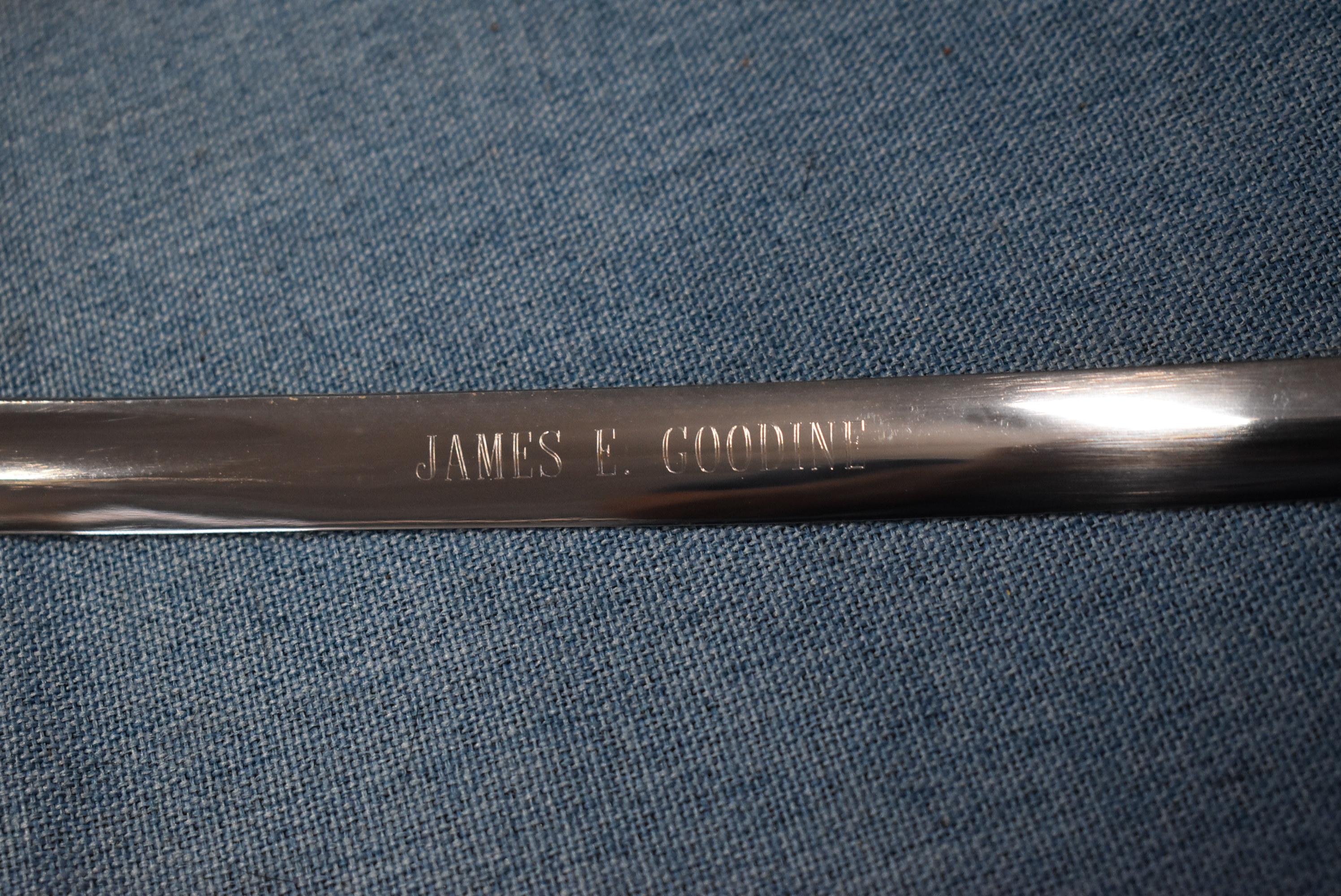 U.S. MARINE CORP SWORD & DISPLAY!!