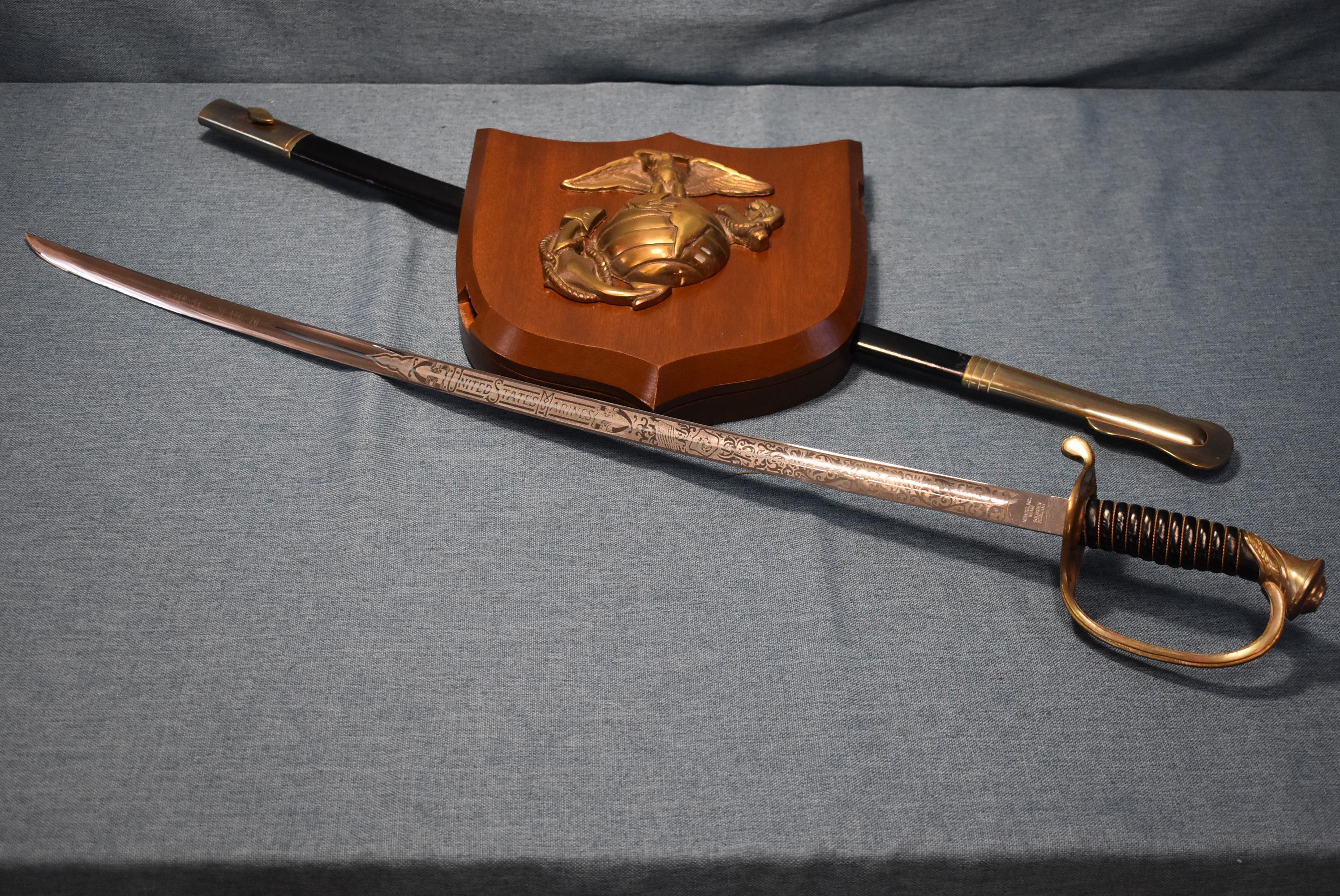 U.S. MARINE CORP SWORD & DISPLAY!!