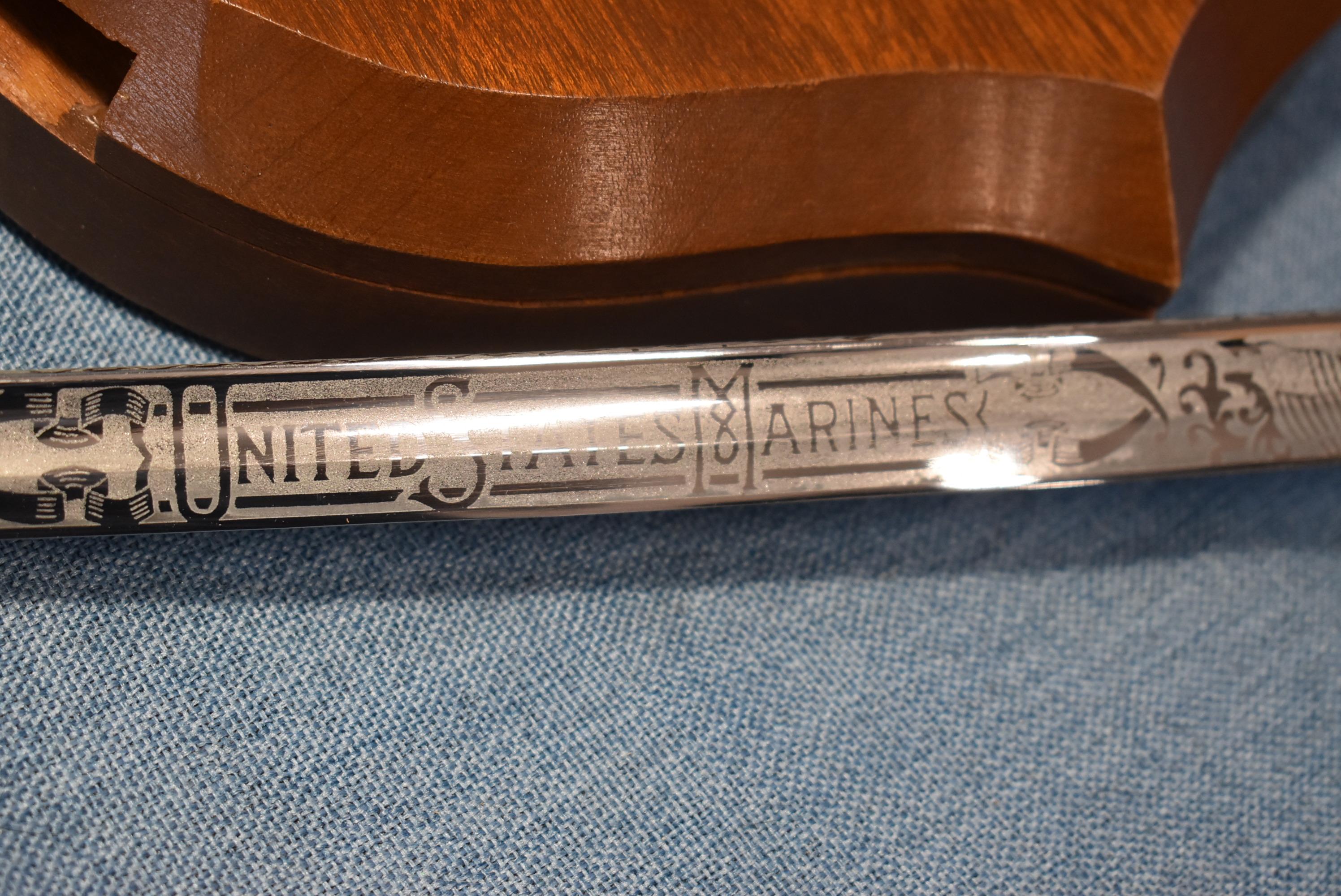 U.S. MARINE CORP SWORD & DISPLAY!!