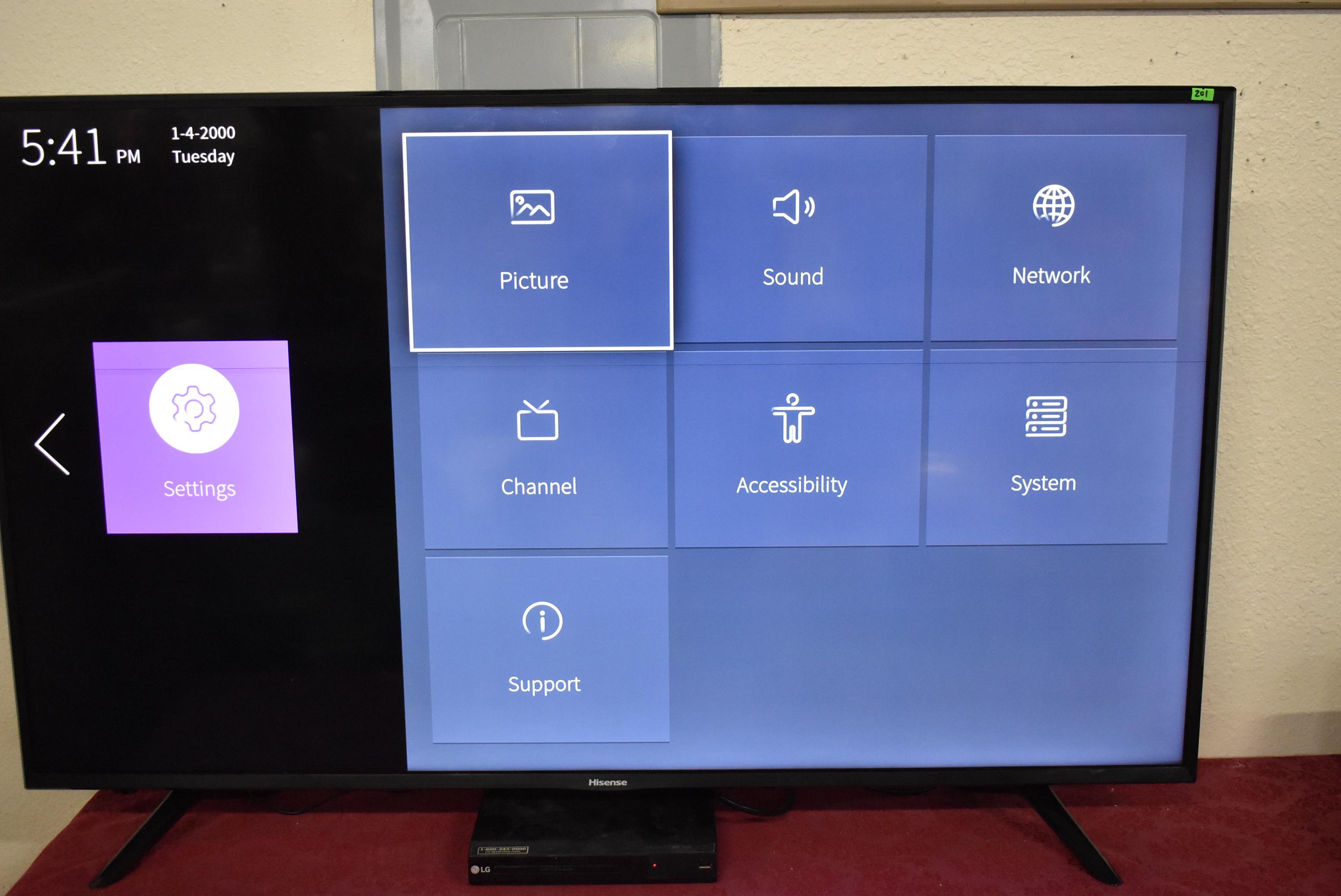 HISENSE SMART TV!!