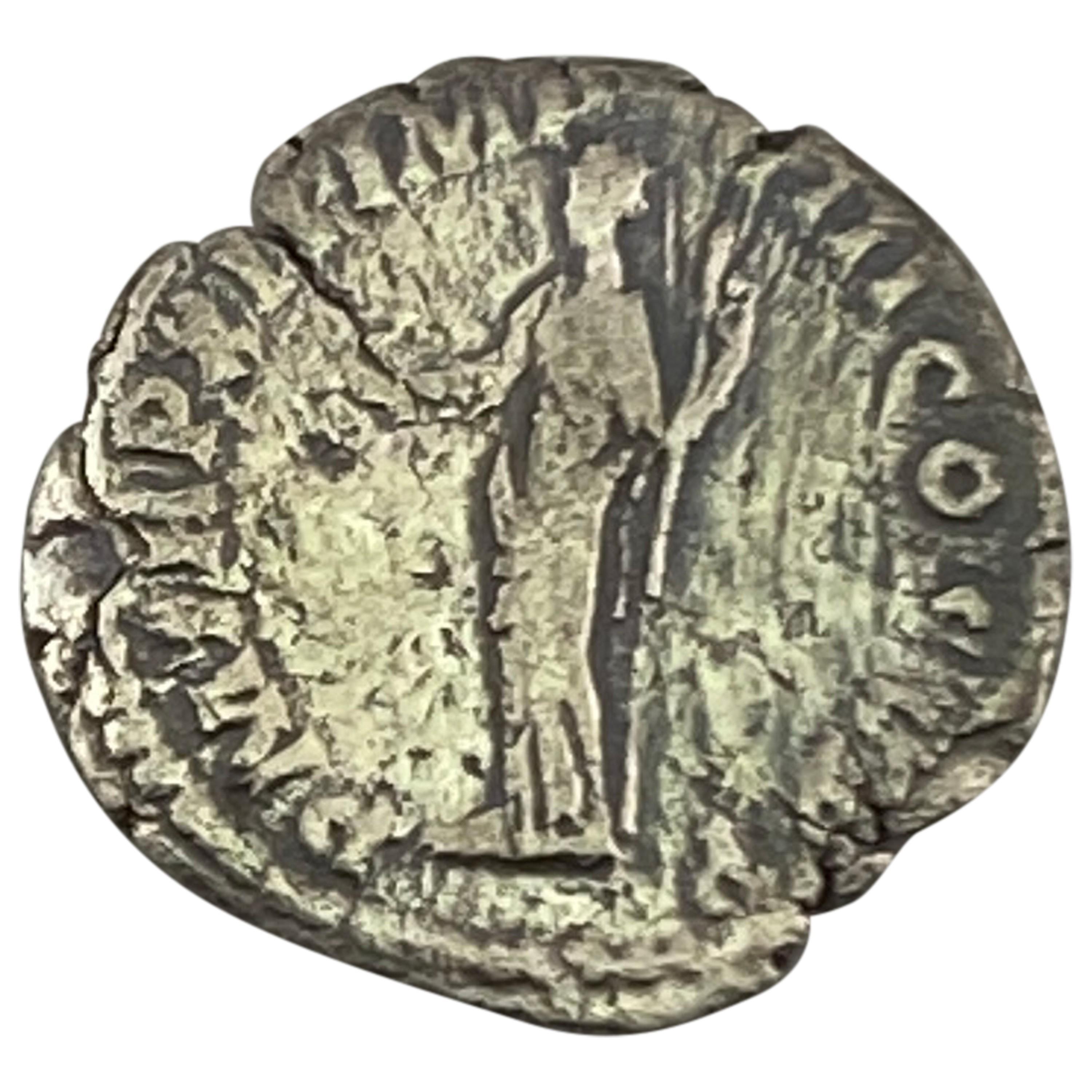 Roman Commodus 177-192 AD Silver Denarius NEARLY UNCIRCULATED