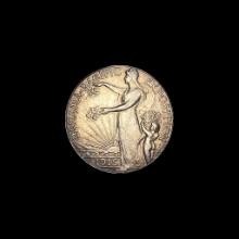 1915-S Silver Panama-Pacific Half Dollar NEARLY UNCIRCULATED