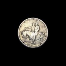 1925 Silver Half Dollar Stone Mountain LIGHTLY CIRCULATED