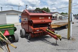 Hesston 814 Round Baler