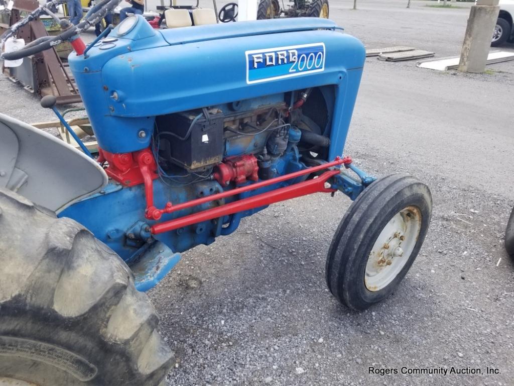 Ford 2000 Tractor (as Is) Runs & Works